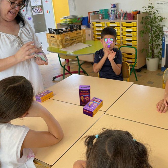 Jeu de cartes des 5 familles du handicap, jeu 3 en 1 éducatif et ludique,  idée cadeau